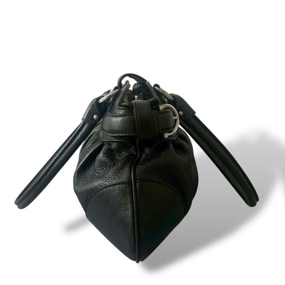 Salvatore Ferragamo black leather handbag - Picture 5 of 11